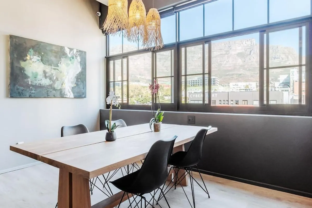 Sunny Haven In The Heart Of The East City W/Parking Le Cap